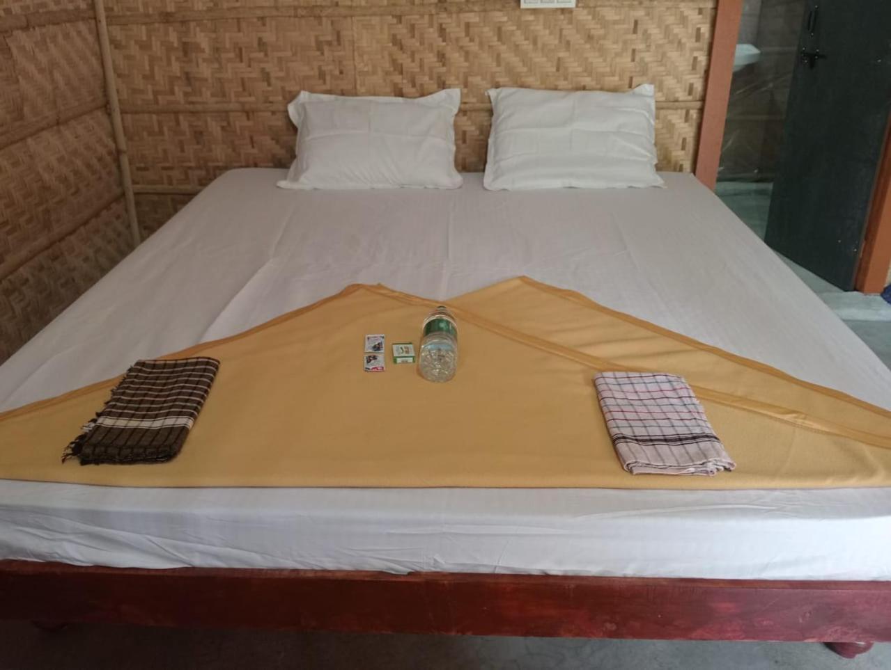Banana Tree Home Stay Хампи Екстериор снимка