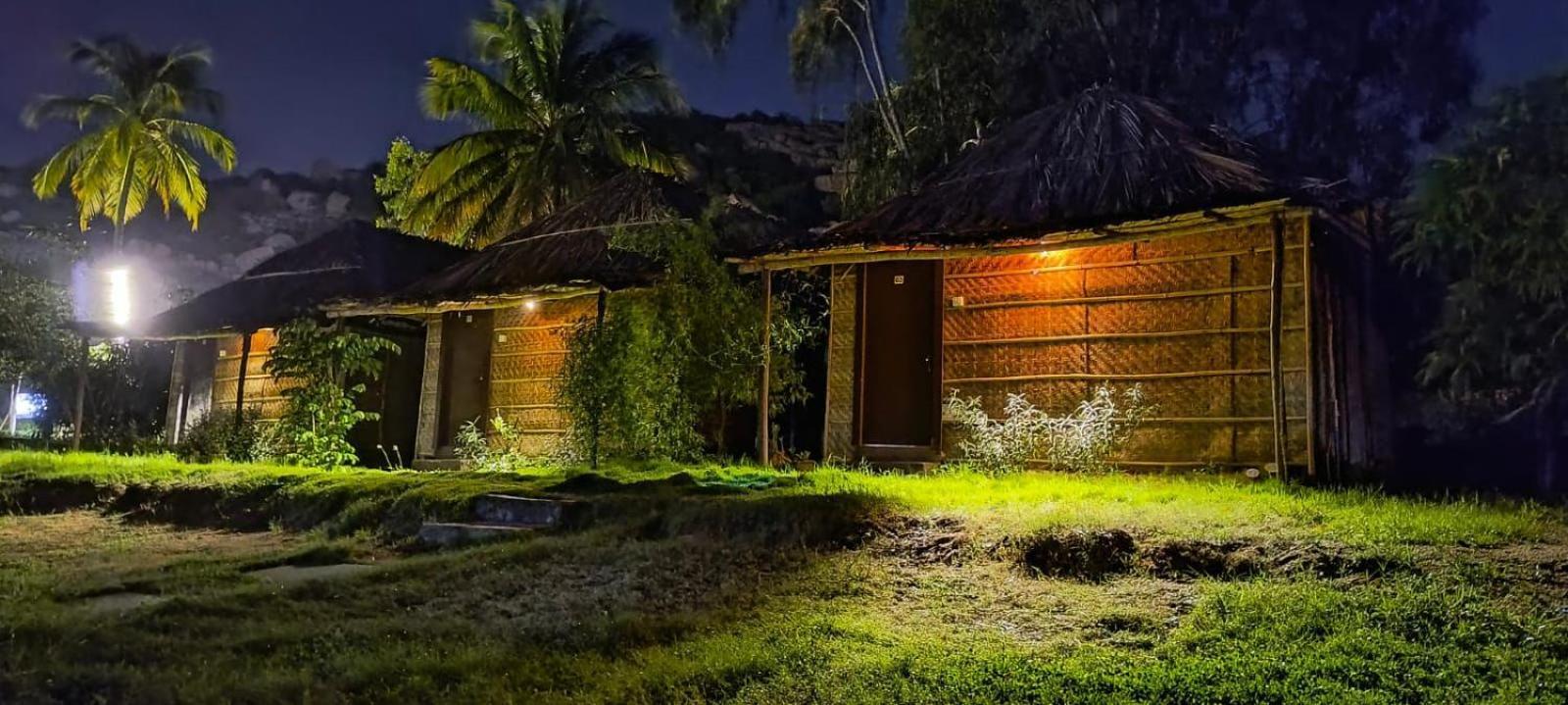 Banana Tree Home Stay Хампи Екстериор снимка